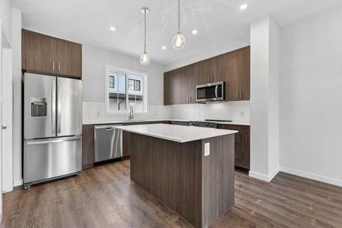 172 Hotchkiss Common Se, Calgary, AB, T3S0G2 | Card Image
