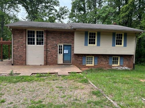 655 Salem Church Rd, Patrick Springs, VA, 24133-3229 | Card Image