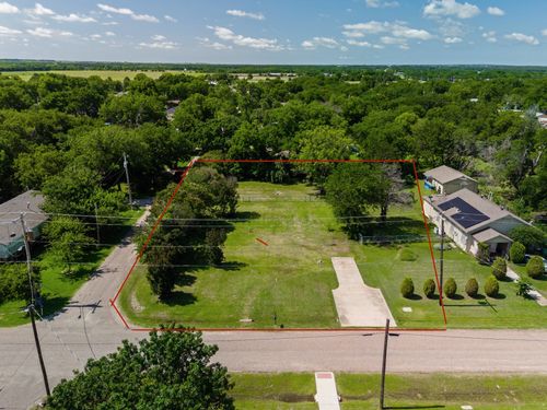 306 Gene Autry Dr, Tioga, TX, 76271-3596 | Card Image