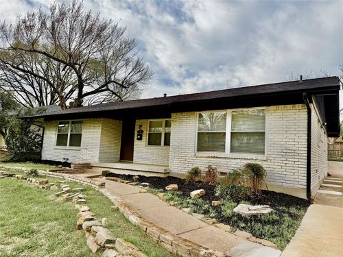10039 Shadyview Dr, Dallas, TX, 75238-3452 | Card Image