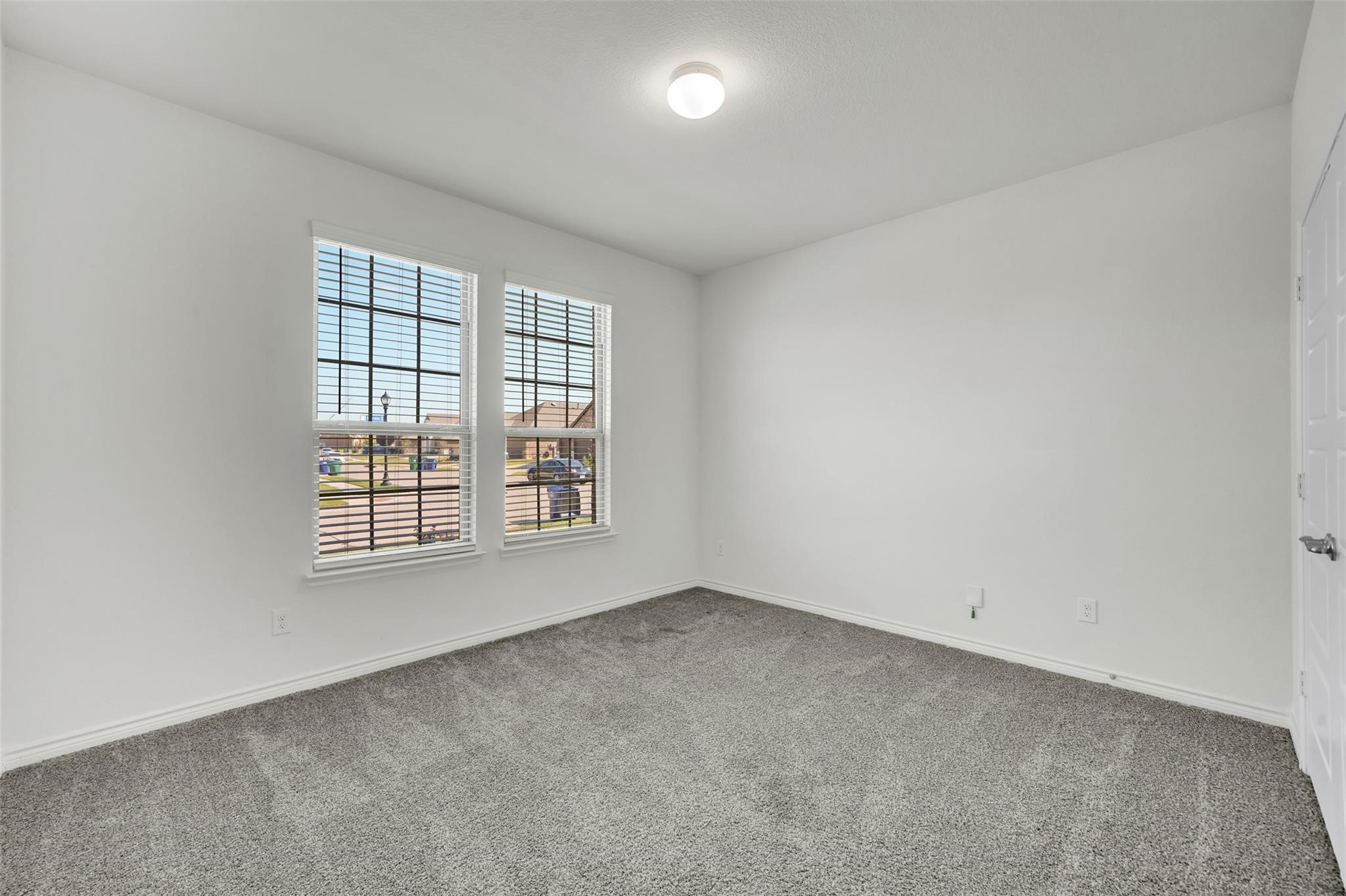 Residential Lease in Fate 5