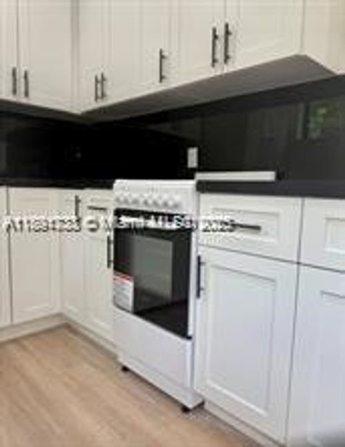 apt-4-7535 Ne 2nd Ct, Miami, FL, 33138-4947 | Card Image