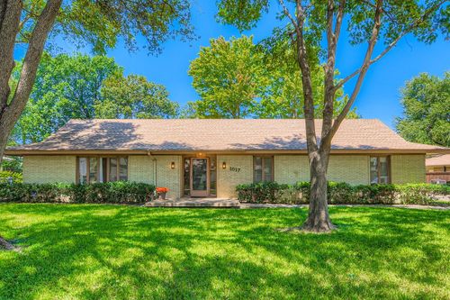 1517 Daywood Ln, Irving, TX, 75061-7858 | Card Image