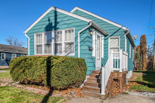 823 Van Brunt Ave, Saint Joseph, MI, 49085-2047 | Card Image