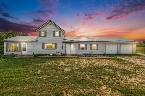 10686 190th Ave, Leroy, MI, 49655-8008 | Card Image