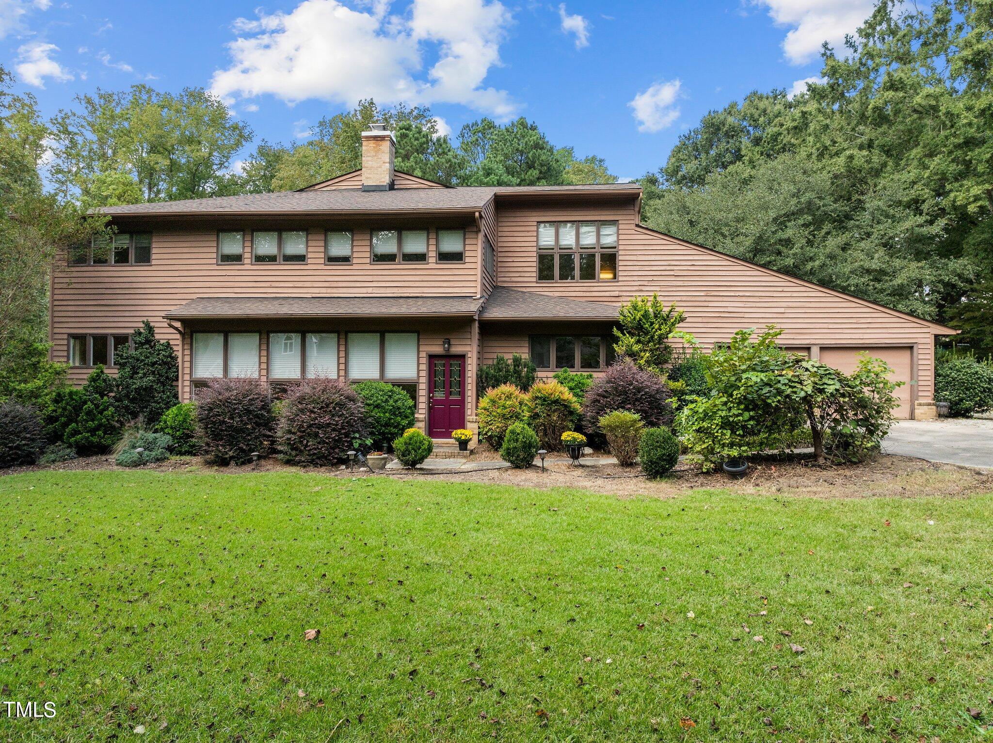 Heatherstone Dr, Raleigh, NC 27606