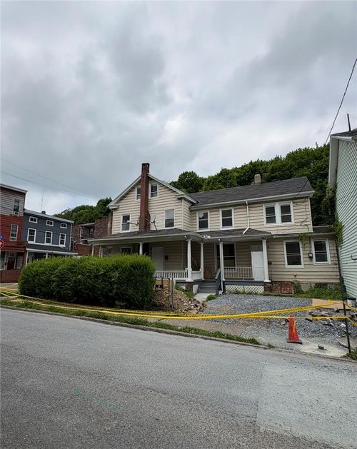 29 E Nescopec Street, Tamaqua Boro, PA, 18052 | Card Image