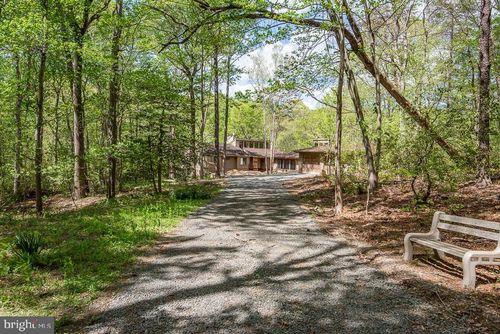 7322 Lackawanna Dr, SPRINGFIELD, VA, 22150-4417 | Card Image