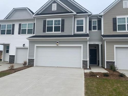 5-5041 Arkose Dr, Raleigh, NC, 27610-7012 | Card Image