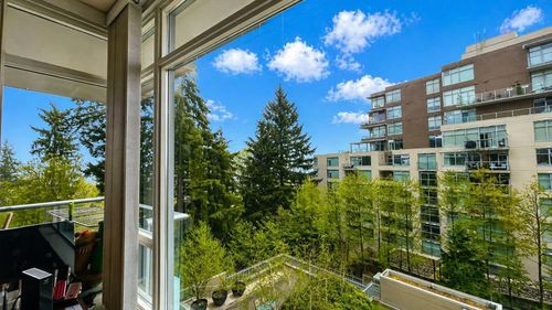 601-9266 University Crescent, Burnaby, BC, V5A4Z1 | Card Image