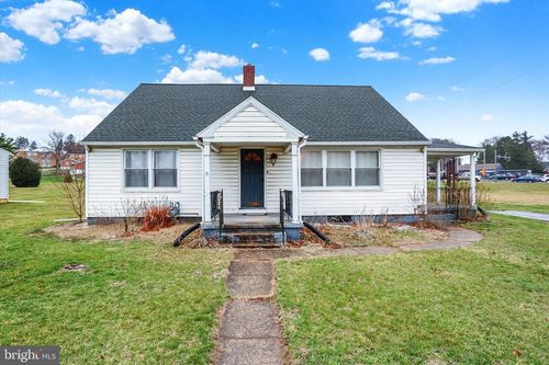 2229 Brougher Ln, YORK, PA, 17408-4523 | Card Image