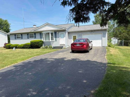 6061 Duffield Rd, Swartz Creek, MI, 48473-8515 | Card Image