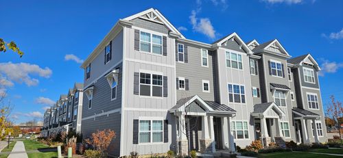 2227 Glacier St, Mundelein, IL, 60060-2107 | Card Image