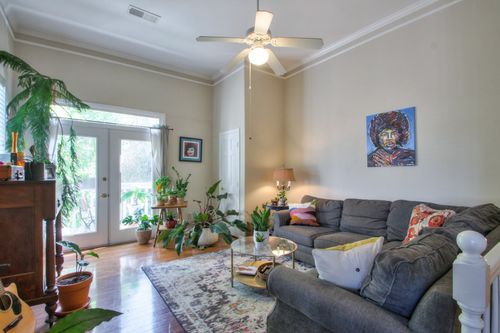 2065 Stokes Ln, Nashville, TN, 37215-1547 | Card Image