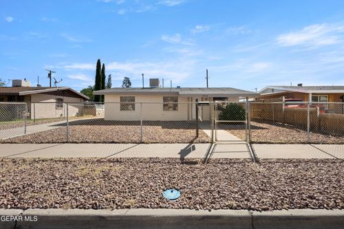 10324 Preston Dr, El Paso, TX, 79924-2632 | Card Image