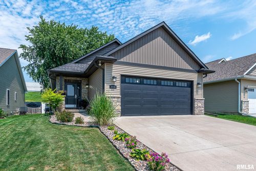 3112 W 34th St, Davenport, IA, 52806-5117 | Card Image
