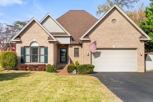 204 Rose Hill Cir, STAUNTON, VA, 24401-2145 | Card Image