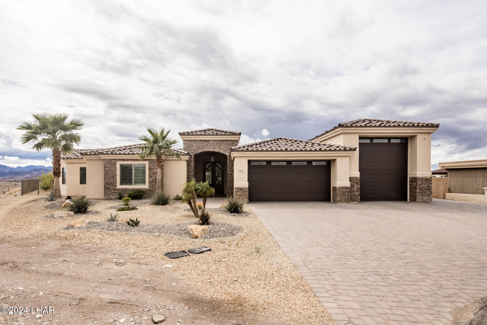 Bryce Pl, Lake Havasu City, AZ 86406
