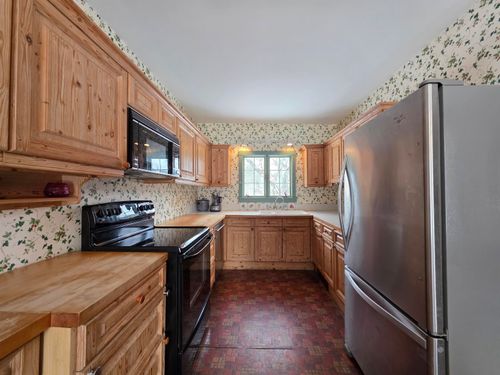 673 Route 121 E, Grafton, VT, 05146-9628 | Card Image