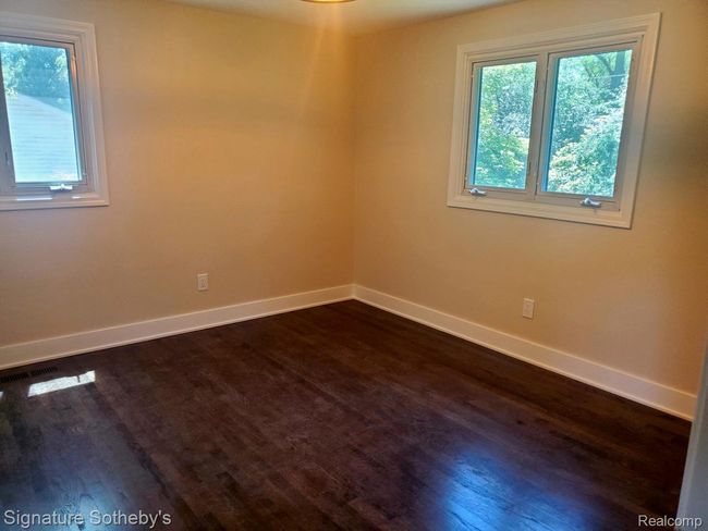 Bedroom #4 | Image 13