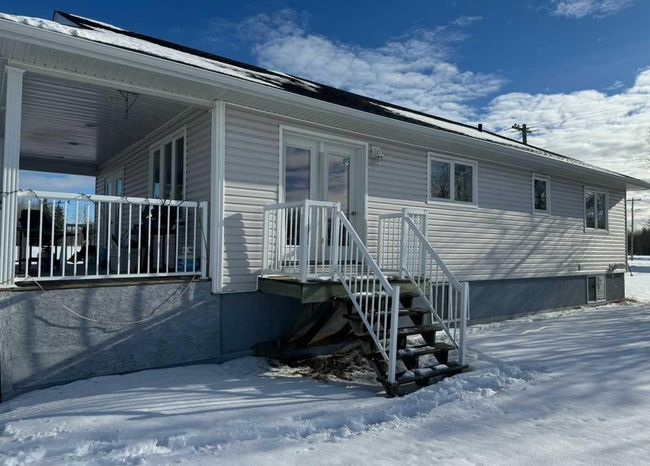 55 Bousfield Avenue, House other with 3 bedrooms, 3 bathrooms and 6 parking in Mclennan AB | Image 25