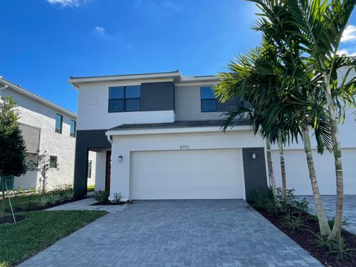 8792 Antarus Dr, Lake Worth, FL, 33467-2411 | Card Image