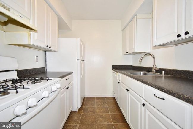 UNIT-3B - 106 Mountain Rd, Condo with 3 bedrooms, 1 bathrooms and null parking in GLEN BURNIE MD | Image 18