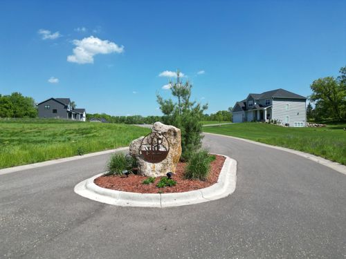 7975 265th St, Wyoming, MN, 55092-4408 | Card Image