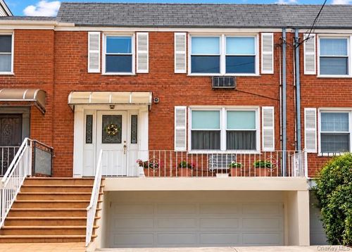 14454 Willets Point Boulevard, New York, NY, 11357 | Card Image
