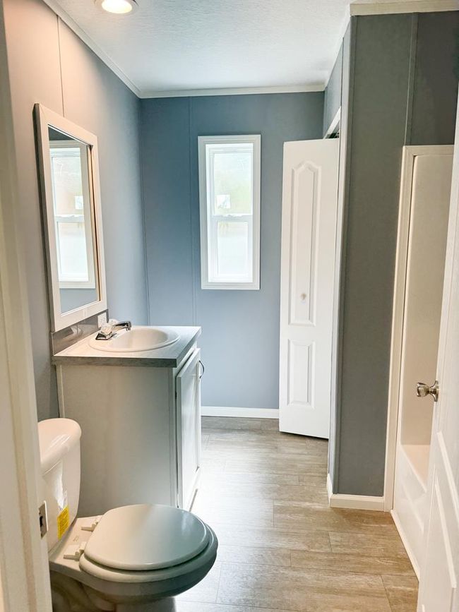 Full Bath | Image 36