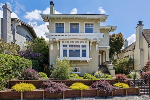 60 Mercedes Way, San Francisco, CA, 94127-2739 | Card Image