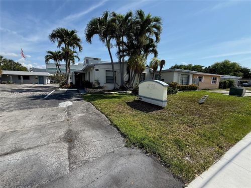 5935 Taft St, Hollywood, FL, 33021-4566 | Card Image