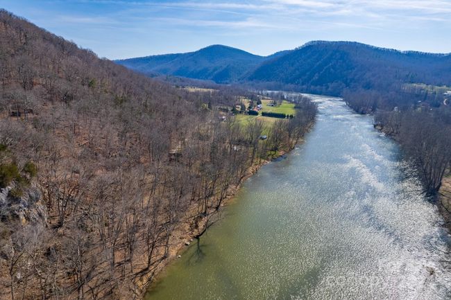 3184 Loafers Rest Rd, House other with 3 bedrooms, 2 bathrooms and null parking in Austinville VA | Image 37