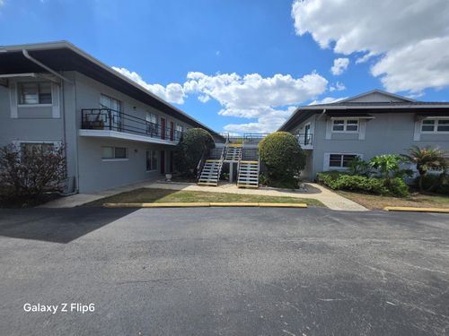 c201-4328 Edgewater Dr, Orlando, FL, 32804-2166 | Card Image