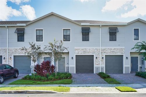 848 Nw 3rd Way, Pompano Beach, FL, 33060-8892 | Card Image