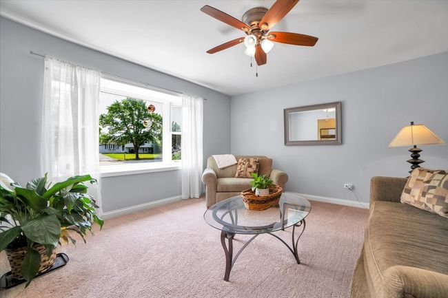6603 Paul Briese Ct, House other with 4 bedrooms, 2 bathrooms and 2 parking in Plainfield IL | Image 5