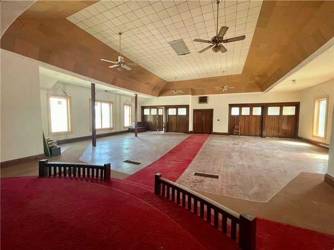 130 W 2 Nd St, Home with 2 bedrooms, 2 bathrooms and null parking in Clearmont MO | Image 6