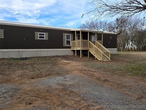 427 Lakeside Dr N, Adair, OK, 74330-3173 | Card Image