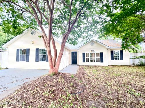 502 Worth Dr, Morehead City, NC, 28557-3066 | Card Image