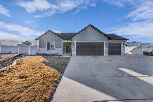 340 S Amber Field Dr, Grantsville, UT, 84029-9817 | Card Image
