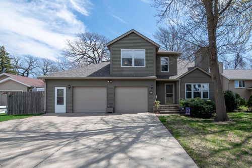 10 Renann Ct, North Mankato, MN, 56003-1543 | Card Image