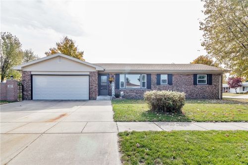 3121 Hayes Ave, Mattoon, IL, 61938-2229 | Card Image