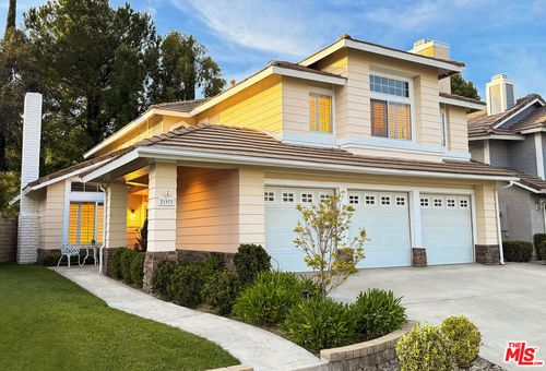 21977 Wakefield Ct, Santa Clarita, CA, 91350-3979 | Card Image