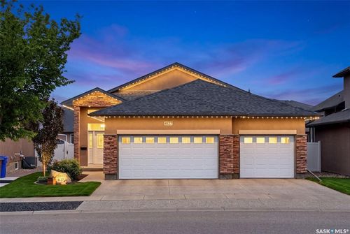 4127 Chuka Dr, Regina, SK, S4V1N2 | Card Image