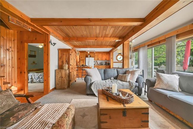 271 Blue Water Pky, House other with 2 bedrooms, 1 bathrooms and 2 parking in Selkirk ON | Image 8