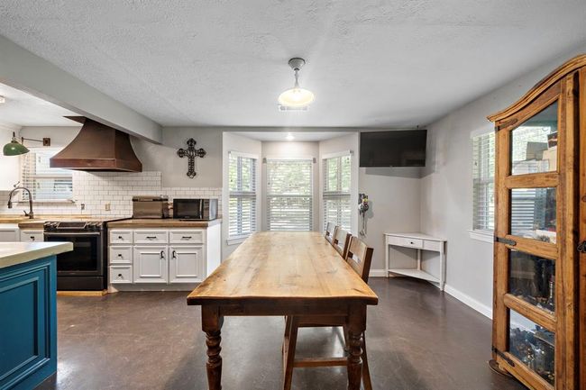 424 Hankamer Loop, House other with 3 bedrooms, 3 bathrooms and 2 parking in Hankamer TX | Image 15
