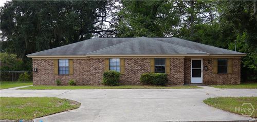 1311 E 67th St, Savannah, GA, 31404-5747 | Card Image