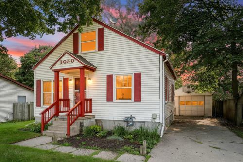 3050 Highgate Ave Sw, Wyoming, MI, 49509-2902 | Card Image