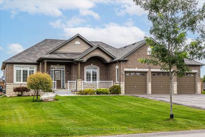 38 Charles Tilley Cres, House other with 3 bedrooms, 4 bathrooms and 9 parking in Newtonville ON | Image 1