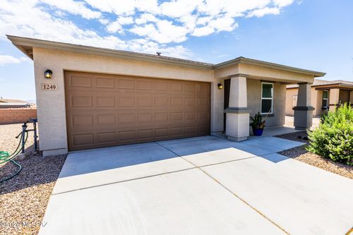 1249 S Lenora Loop, Benson, AZ, 85602-0900 | Card Image